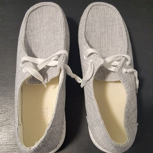 Gray Slip On Loafers Beach Vacation Wallaby Shoes Size Euro 39 - Picture 6 of 6